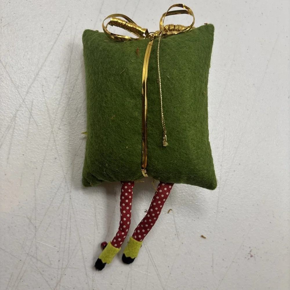 Handcrafted christmas quilted